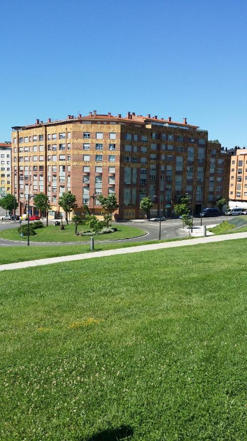 Apartamentos Chevere Rojo-Huca Oviedo Eksteriør bilde